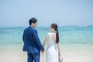 お好みの雰囲気は、どちら？