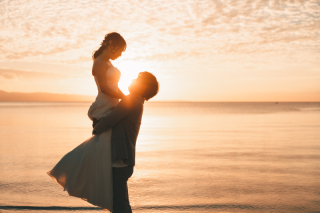 サンセットにぴったりなヘアスタイル