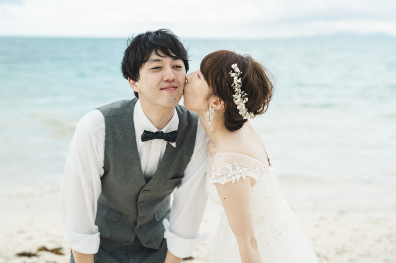 季節ごとに表情を変える石垣島の海とウェディングフォト