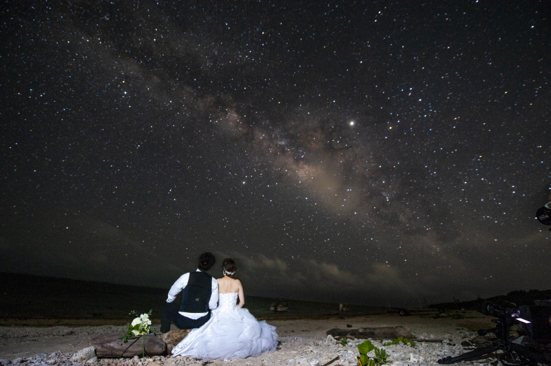 「一度は見たい!」石垣島の星空でウエディングフォト☆