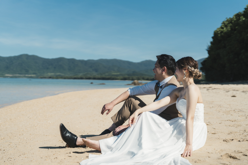 季節ごとに表情を変える石垣島の海とウェディングフォト