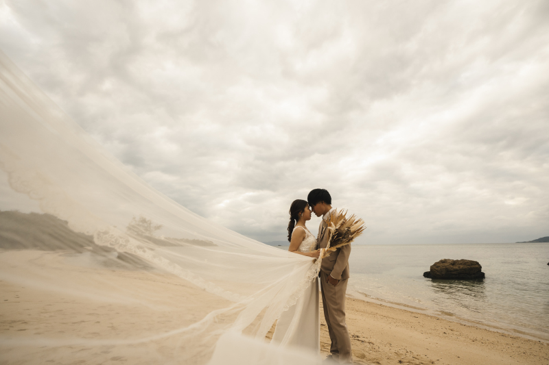 季節ごとに表情を変える石垣島の海とウェディングフォト