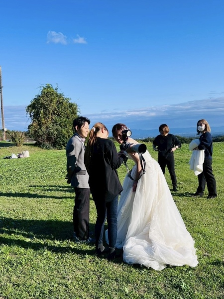 青空広がる牧場&チャペル撮影♪