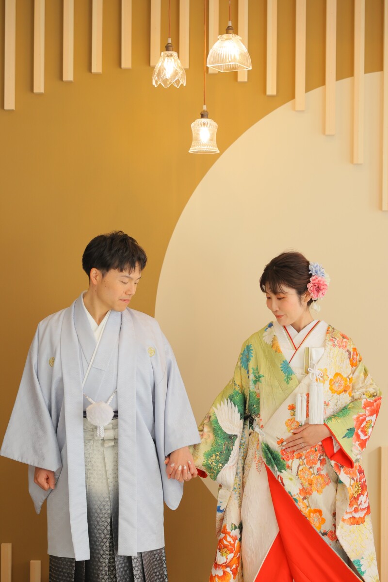 華やかさを纏う春色カラー色打掛のご紹介