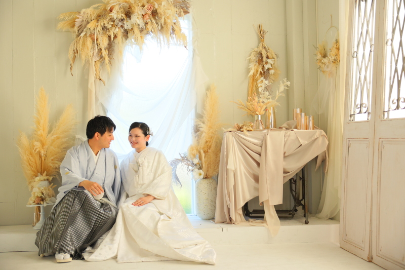 夕方のスタジオで和装撮影