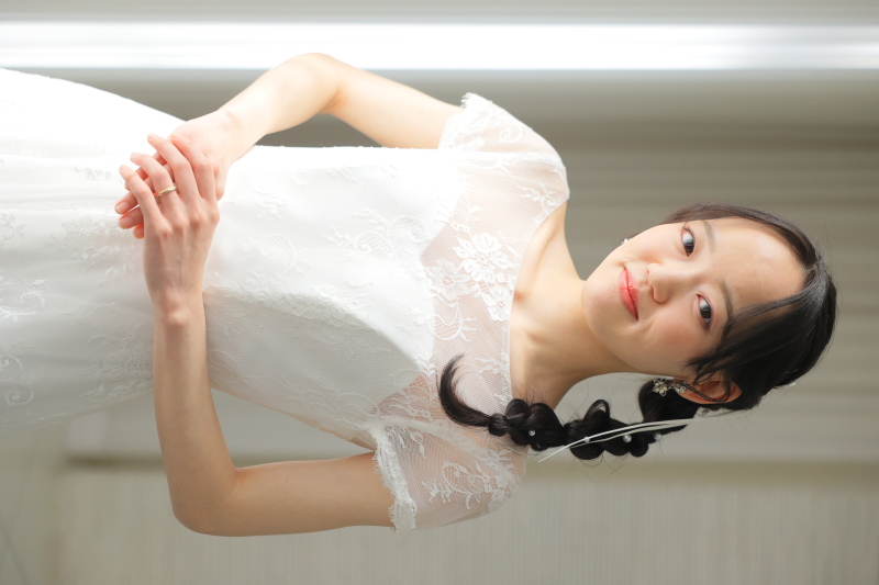 ウェディングドレス【アマゴ】のご紹介