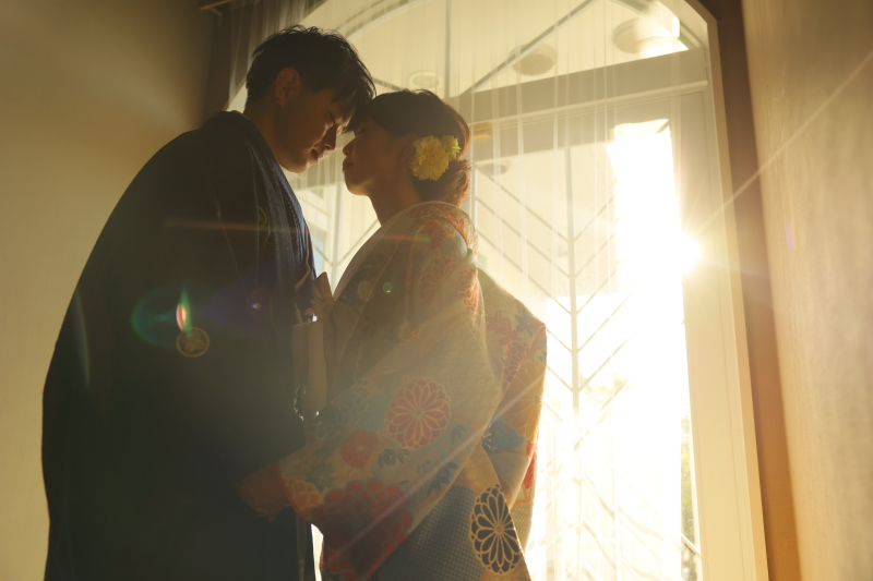 夕方のスタジオで和装撮影