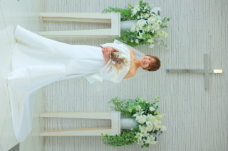 ウェディングドレスご紹介【ラシーン】