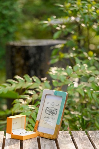 指輪とネイルで彩るフォトウェディングの魅力