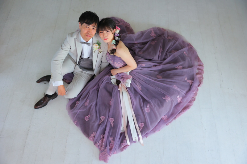 ドレスを広げたプリンセスのような一枚を♡