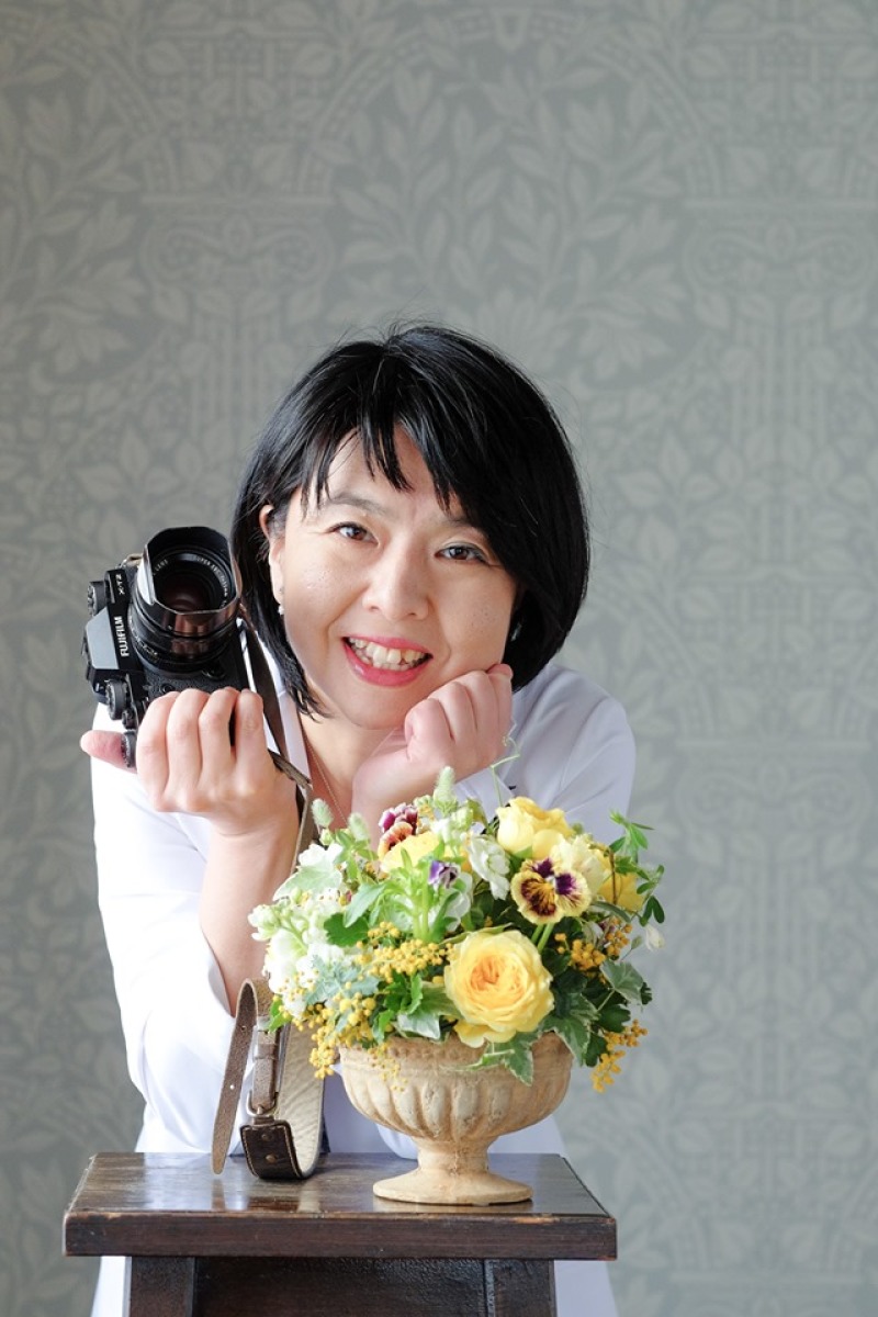 新しくフォトグラファーを加え、スタジオも改装して2020年1月スタートします。