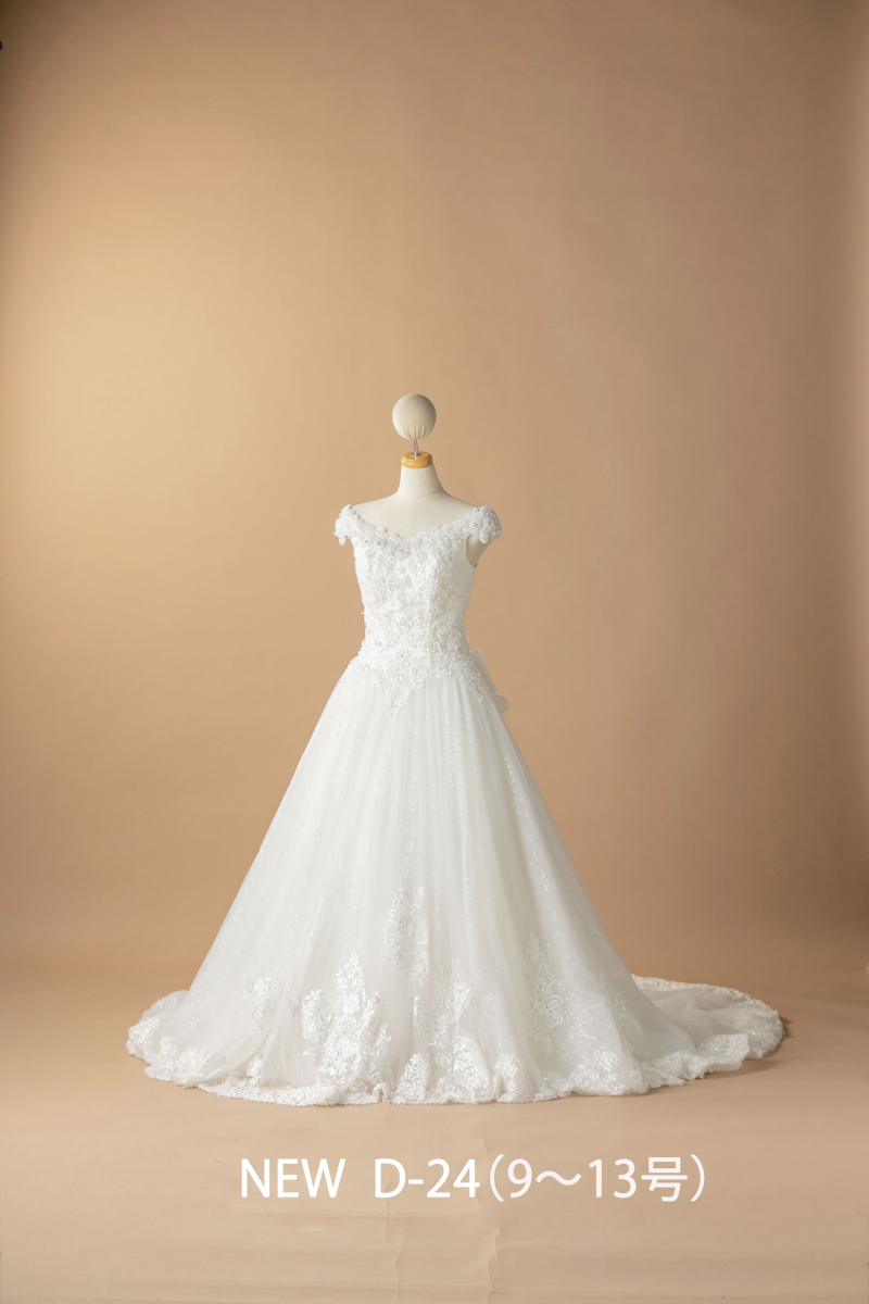 新作衣装入荷しました〜！