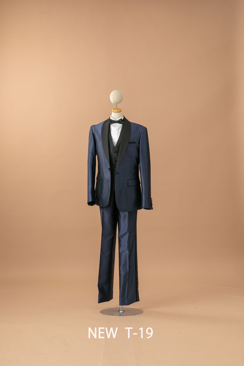 新作衣装入荷しました〜！