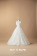 新作衣装入荷しました〜！