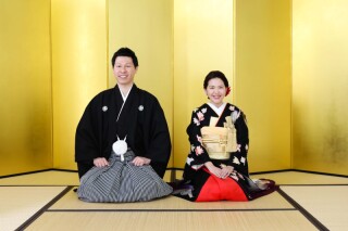 日本庭園×黒引振袖!