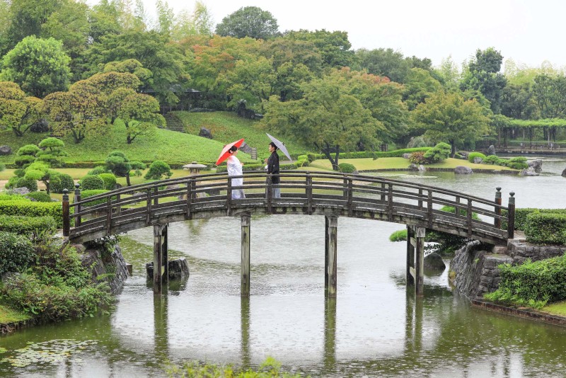 雨の日の花田苑