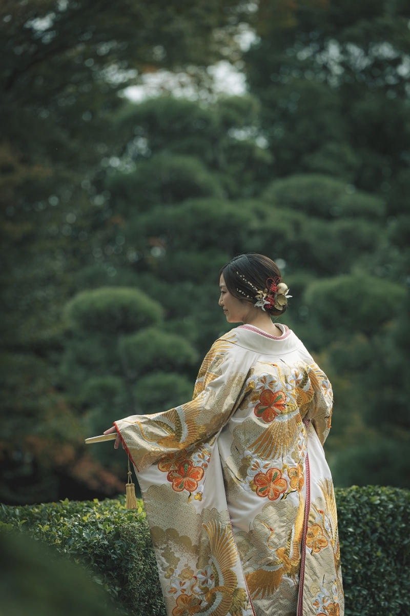 伝統と華やかさを強調する和装へアセット紹介