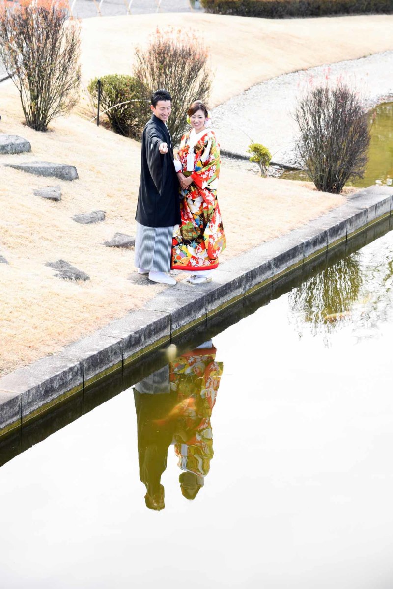 ドーンと広がる大きな池も花田苑の魅力です!