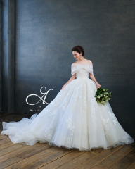 新作ドレスが入荷致しました!