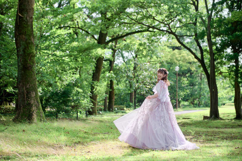 緑の光に包まれて・・・「群馬の森」でのフォトウェディング