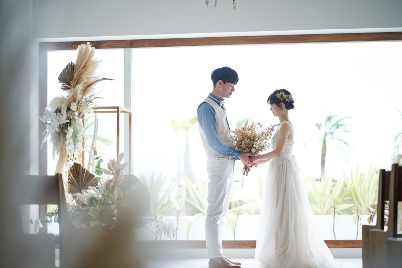 一生に一度の大切な日、どんなドレスを着ますか?