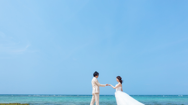 一生に一度の大切な日、どんなドレスを着ますか?