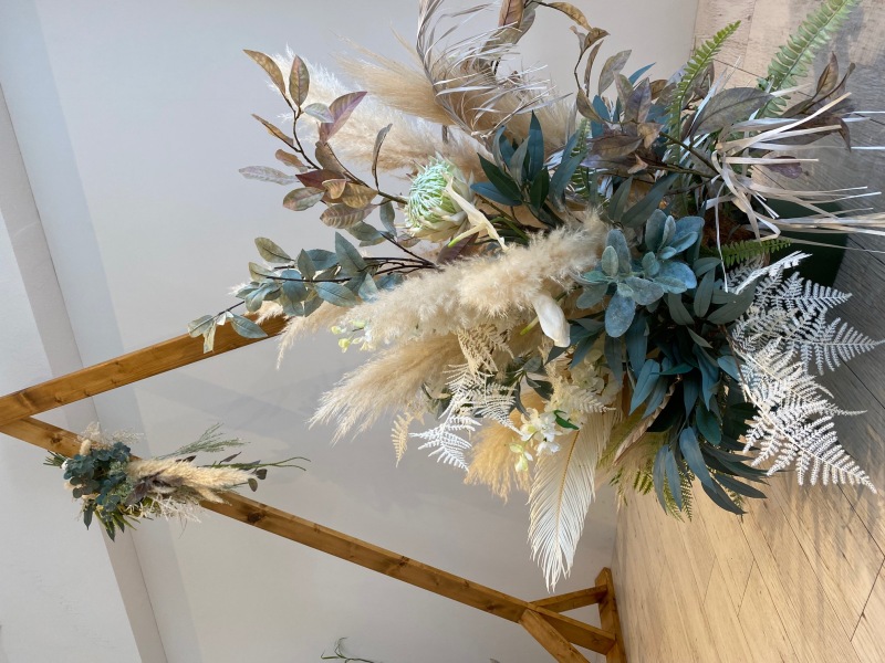 挙式を彩る植物、メンテしました!