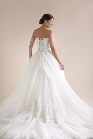 ドレス『生地』選び✨