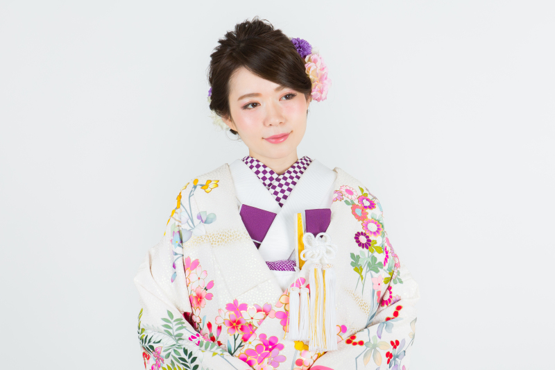 新作衣装が6点仲間入り!刺繍半衿や色半衿と素敵にコーディネートしてみてね。