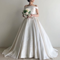 ウェディングドレスのご紹介【19】