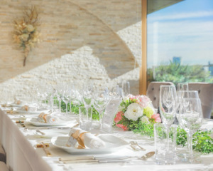 フォトウエディングそして両家顔合わせ会食も ／FAMILIAR Wedding