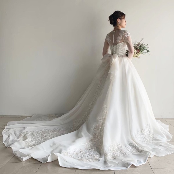 ウェディングドレスのご紹介【42】