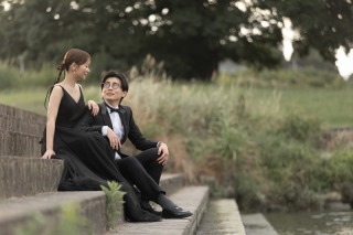 秋のやわらかな光に包まれた特別な一枚を。