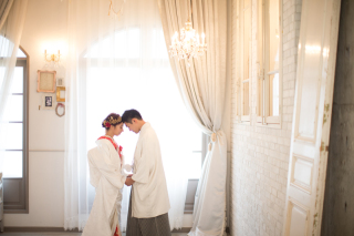 伝統的な白無垢でオシャレに前撮り♪