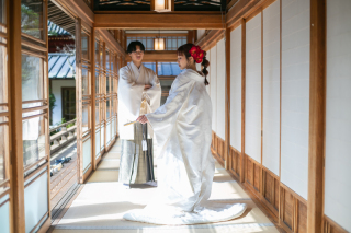 白無垢アレンジでオリジナリティを♪