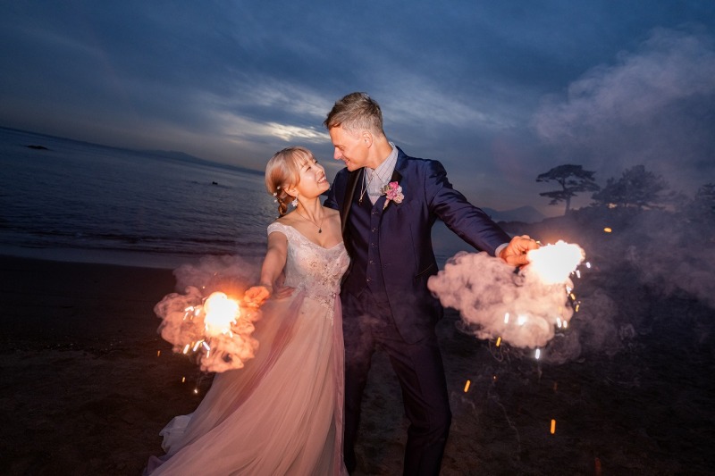 【城ヶ島でおふたりらしい撮影を★花火も使ってロマンティックに!】