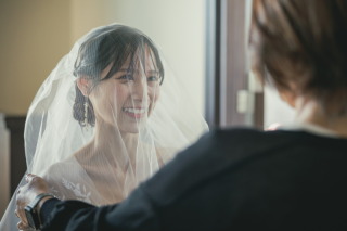 チャペルで挙式風フォト