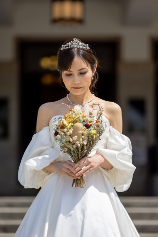 フォトウェディングにブーケがあると華やかになるの知ってた？