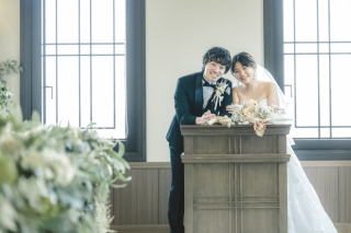 チャペルで過ごすフォトウェディング