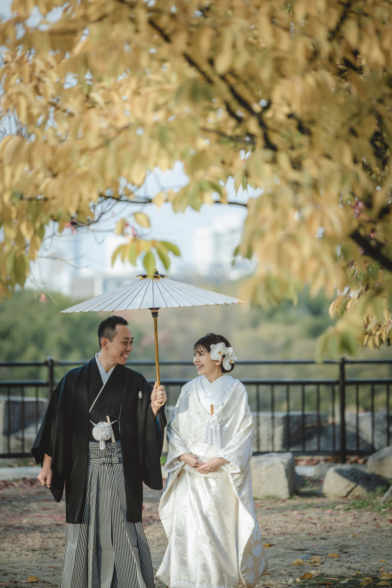 和装と紅葉のコラボレーション