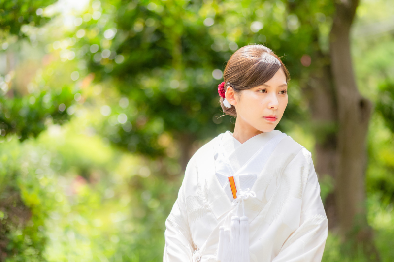 日本女性の美しさを引き立たせる白無垢