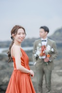 大人可愛いを叶える、こだわりのカラードレス