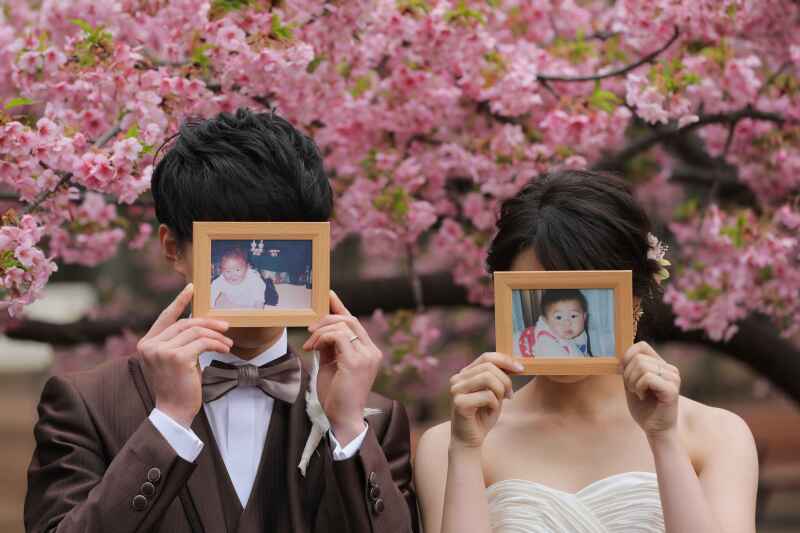 前撮り撮影にはお二人らしいこだわり小物アイテムが大活躍!!