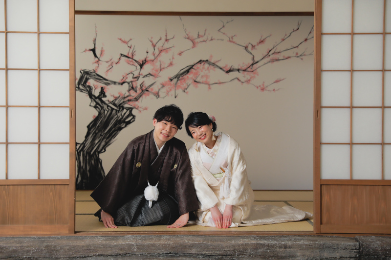 屋内庭園スタジオ×白無垢＆紋服のお写真をご紹介♪