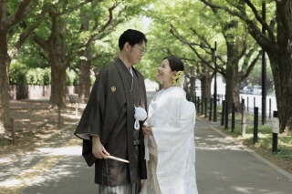 新緑の時期の外苑前と和装