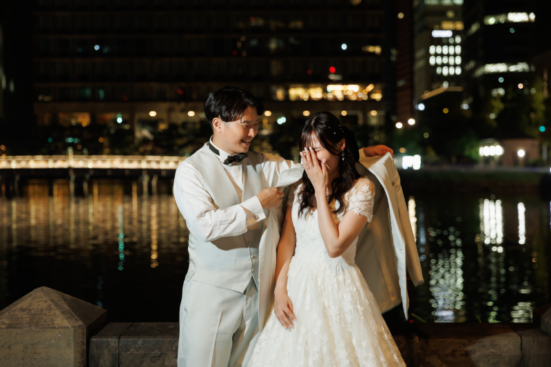 夜景で残すドラマチックなウェディングフォト
