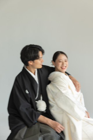 シンプルな背景だからこそ引き立つお二人！
