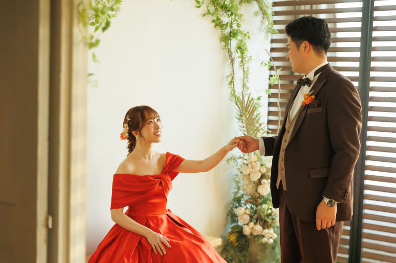 洋装ハウススタジオで叶える、あたたかく美しいウェディングフォト
