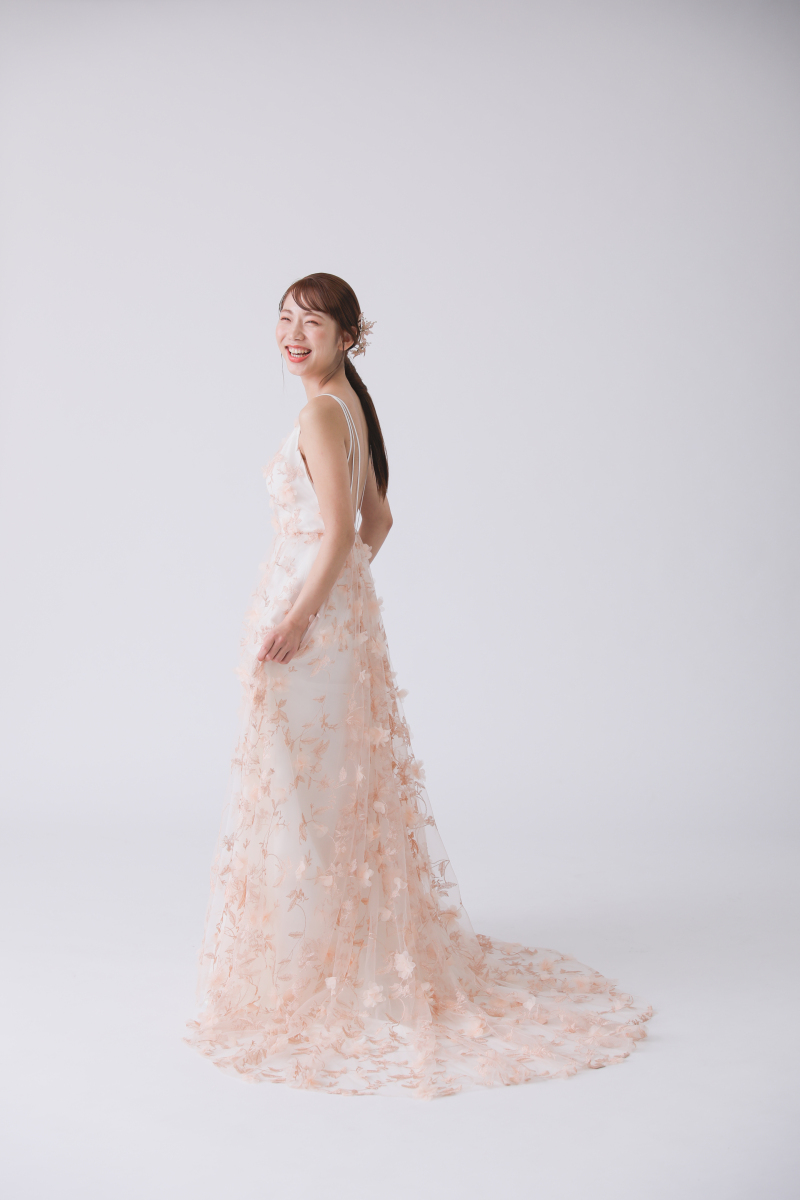 新作ドレス　Prunelle “プリュネル”　のご紹介