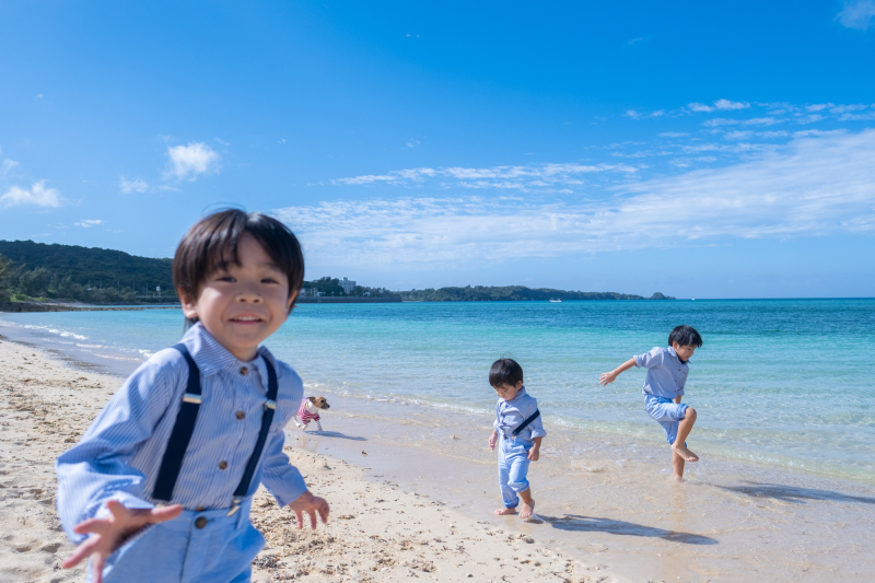 沖縄で過ごすゴールデンウィーク!家族皆でフォトウェディングはいかがでしょうか?♪